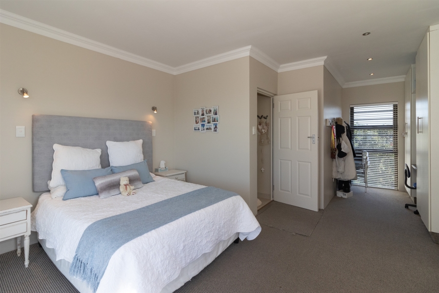 6 Bedroom Property for Sale in West Bank Eastern Cape